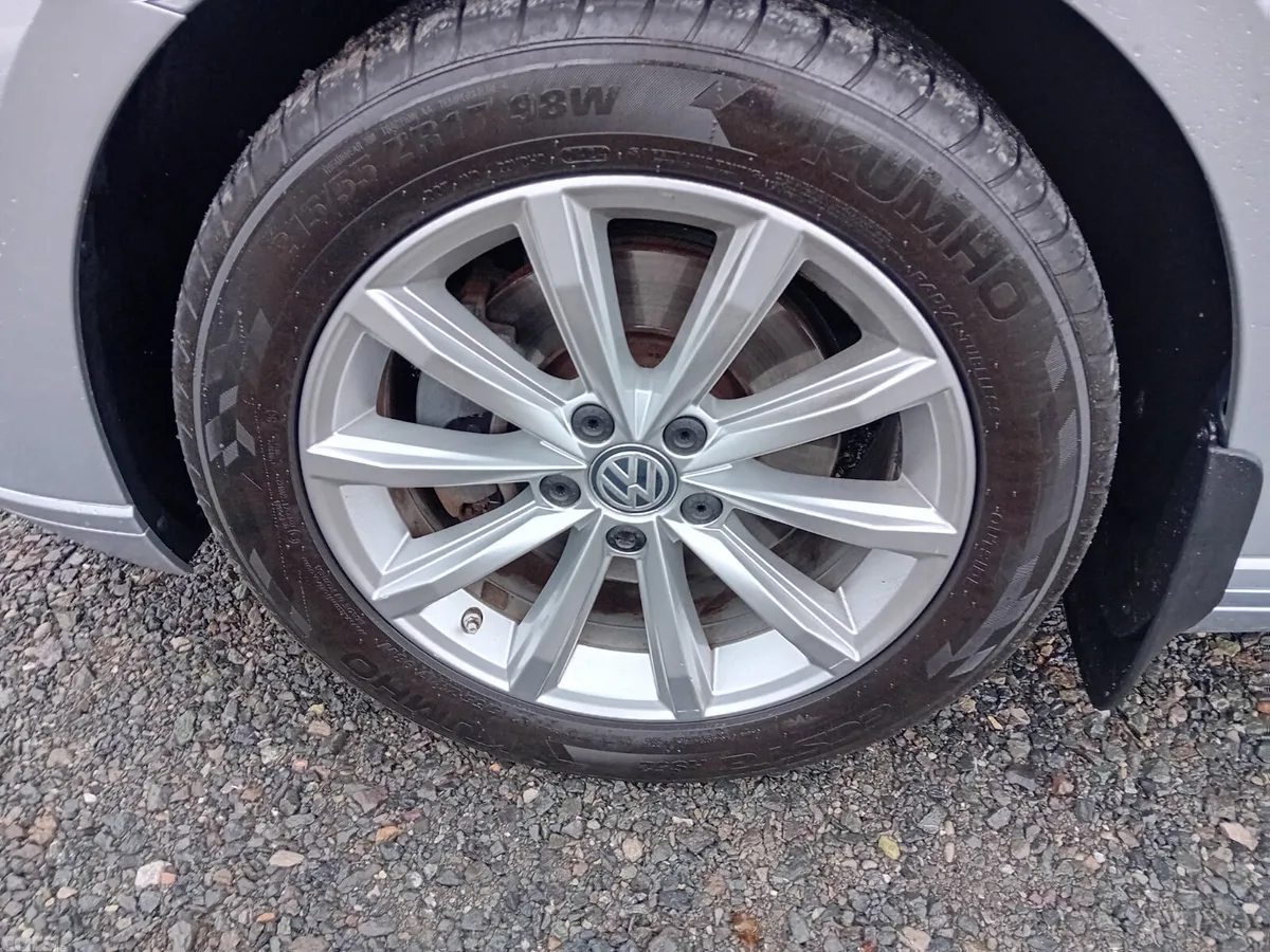 Volkswagen Passat Saloon, Diesel, 2021, Grey