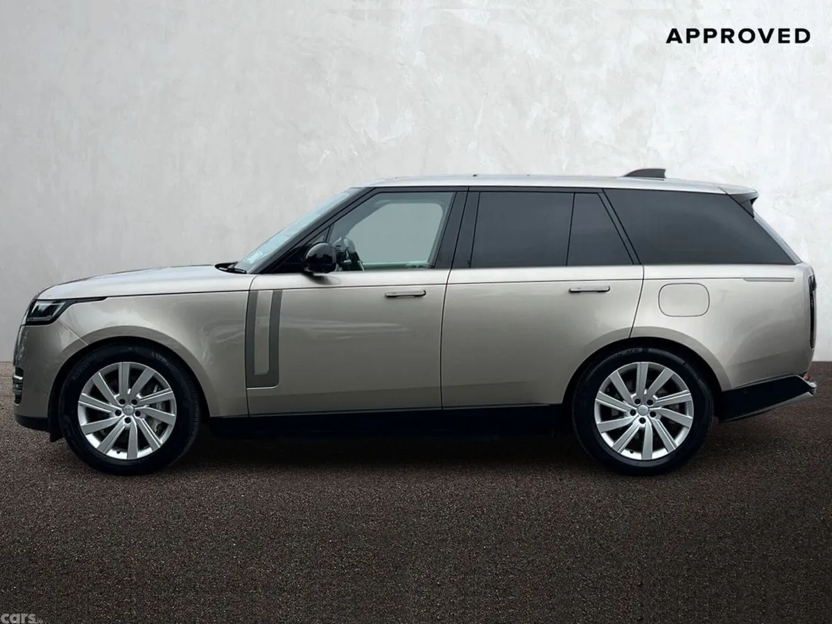Land Rover Range Rover SUV, Petrol Plug-in Hybrid, 2024, Yellow