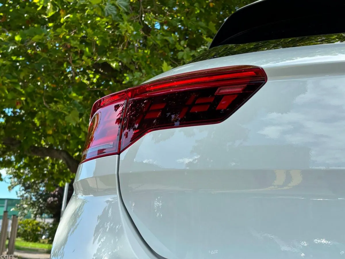 Volkswagen T-Roc SUV, Diesel, 2024, White