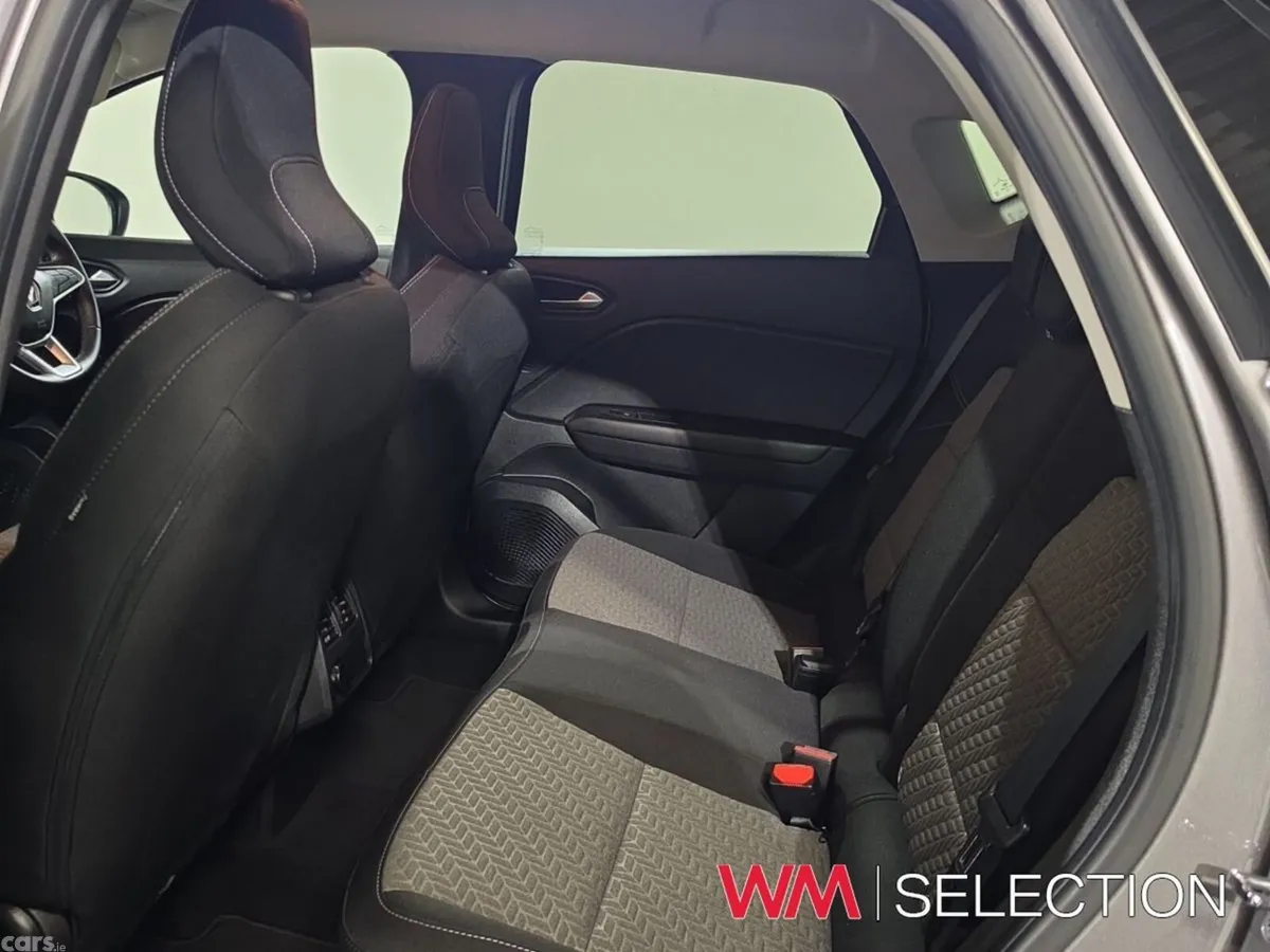 Renault Captur SUV, Petrol, 2022, Grey