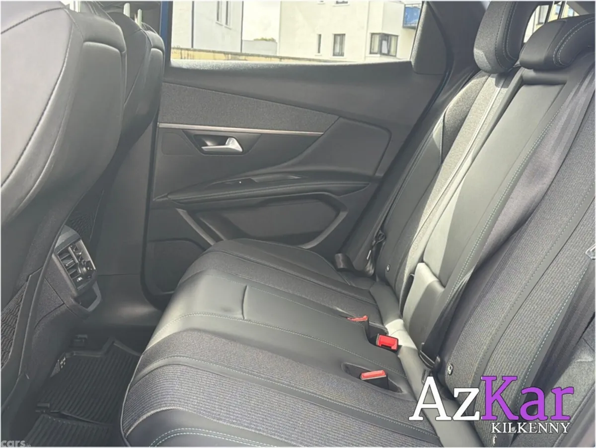 Peugeot 3008 SUV, Petrol Plug-in Hybrid, 2021, Blue