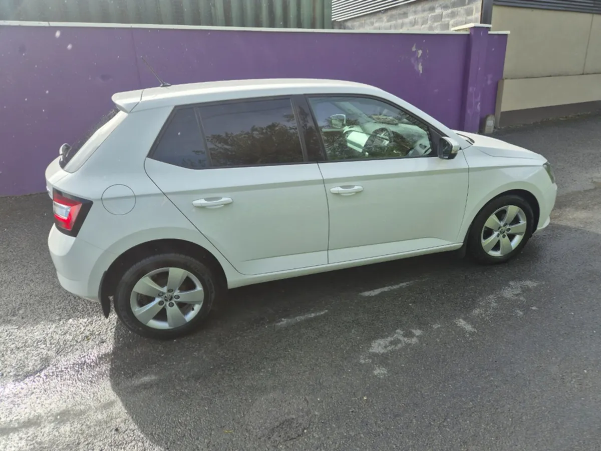 Skoda Fabia Hatchback, Petrol, 2018, White