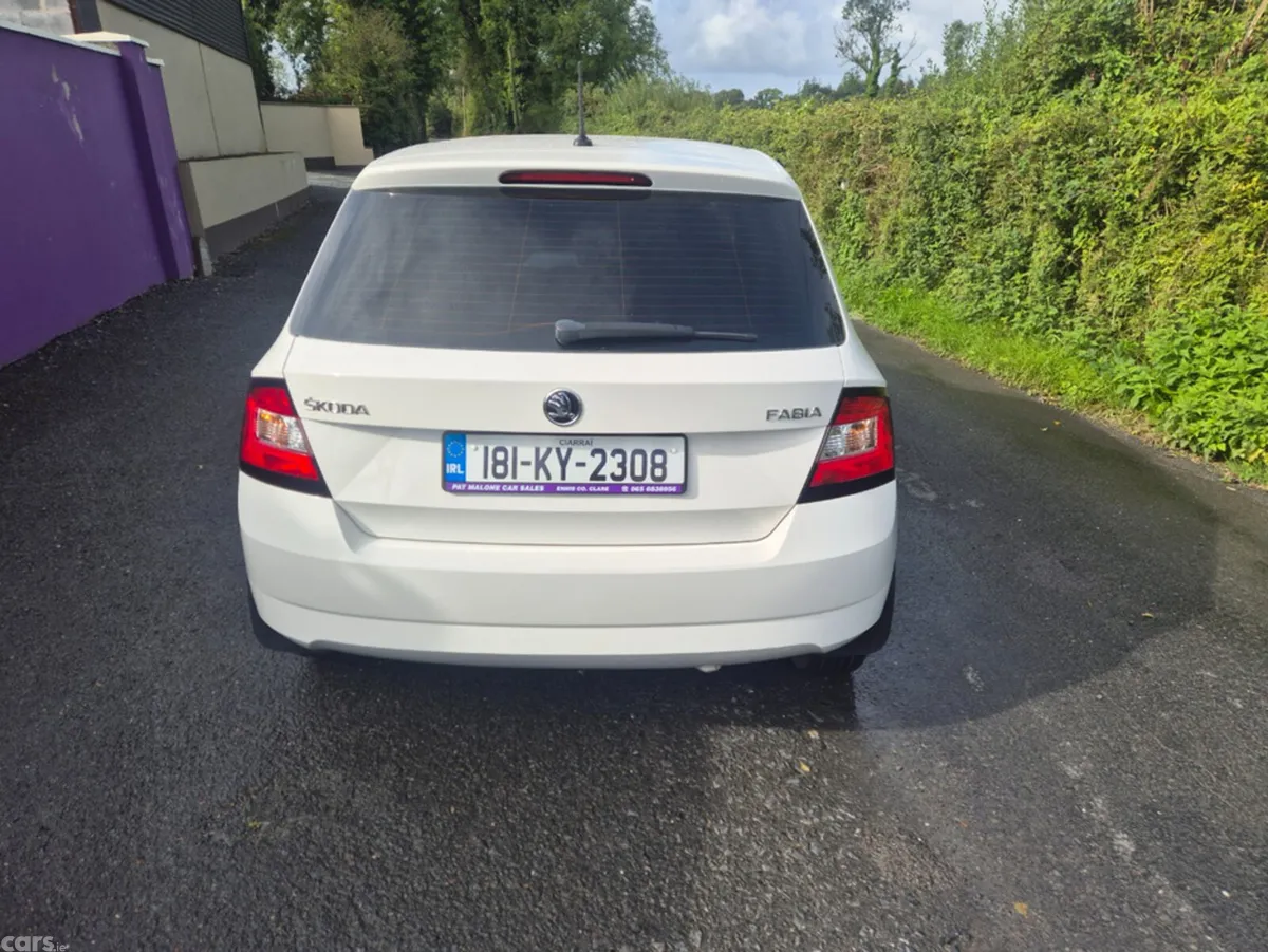 Skoda Fabia Hatchback, Petrol, 2018, White
