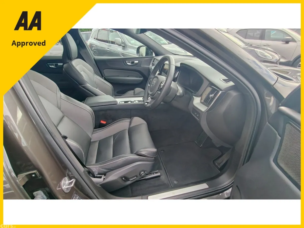 Volvo XC60 SUV, Petrol Plug-in Hybrid, 2024, Grey