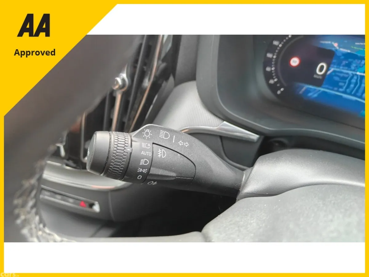 Volvo XC60 SUV, Petrol Plug-in Hybrid, 2024, Grey