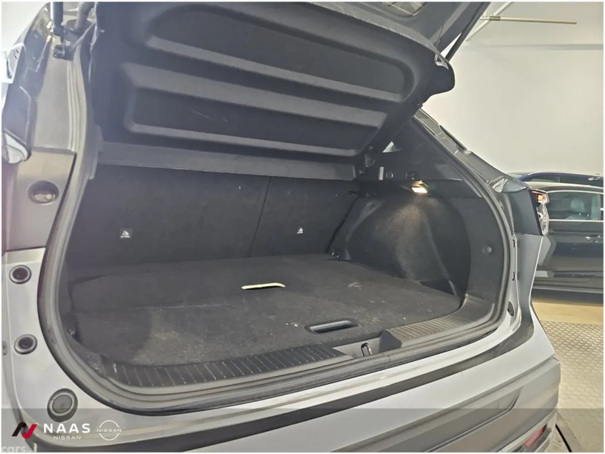 Nissan Qashqai MPV, Petrol Hybrid, 2025, Grey