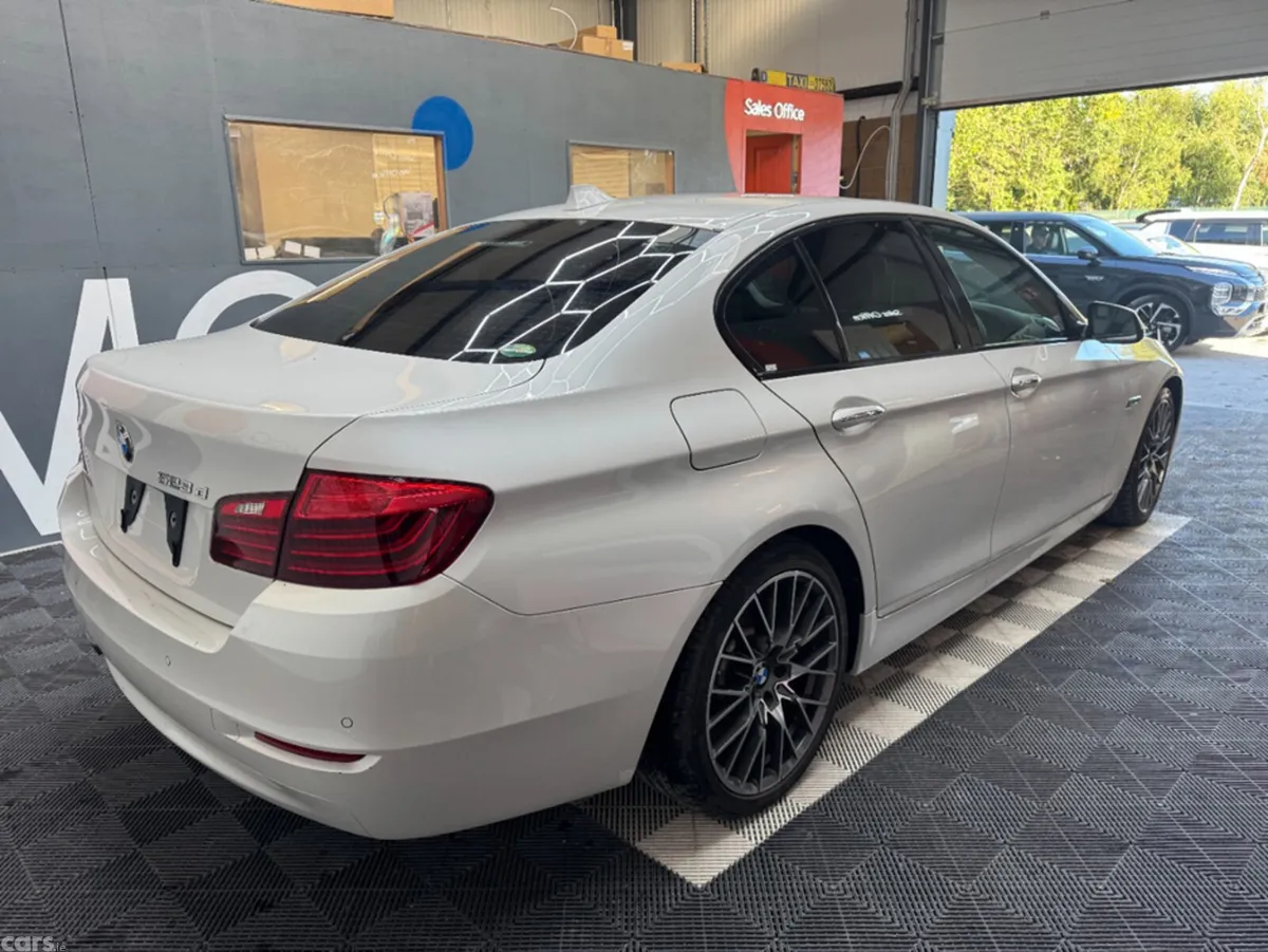 BMW 5-Series Saloon, Diesel, 2016, White