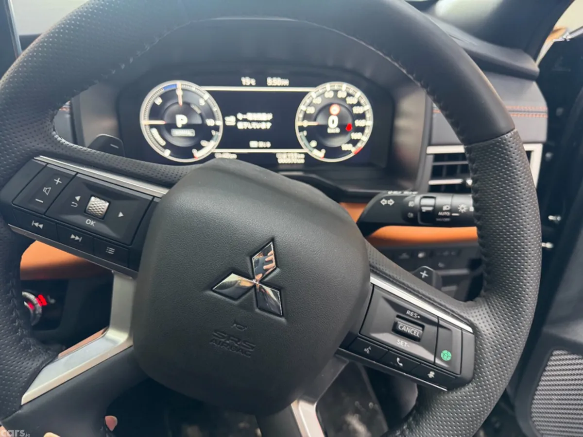 Mitsubishi Outlander SUV, Petrol Plug-in Hybrid, 2024, Black