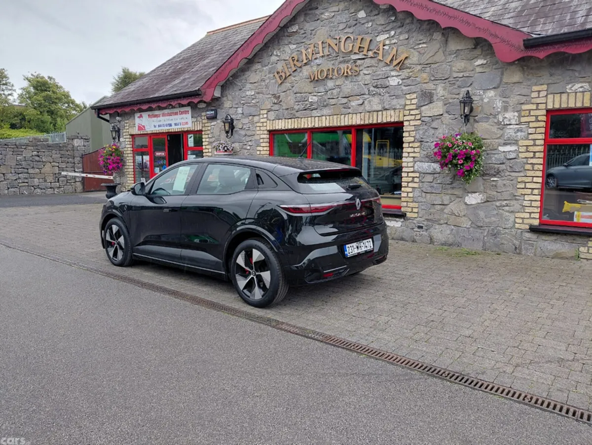 Renault Megane E-Tech Hatchback, Electric, 2023, Black