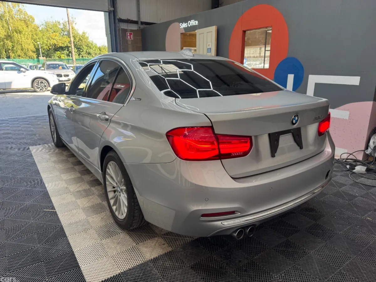 BMW 3-Series Saloon, Petrol Hybrid, 2016, Silver