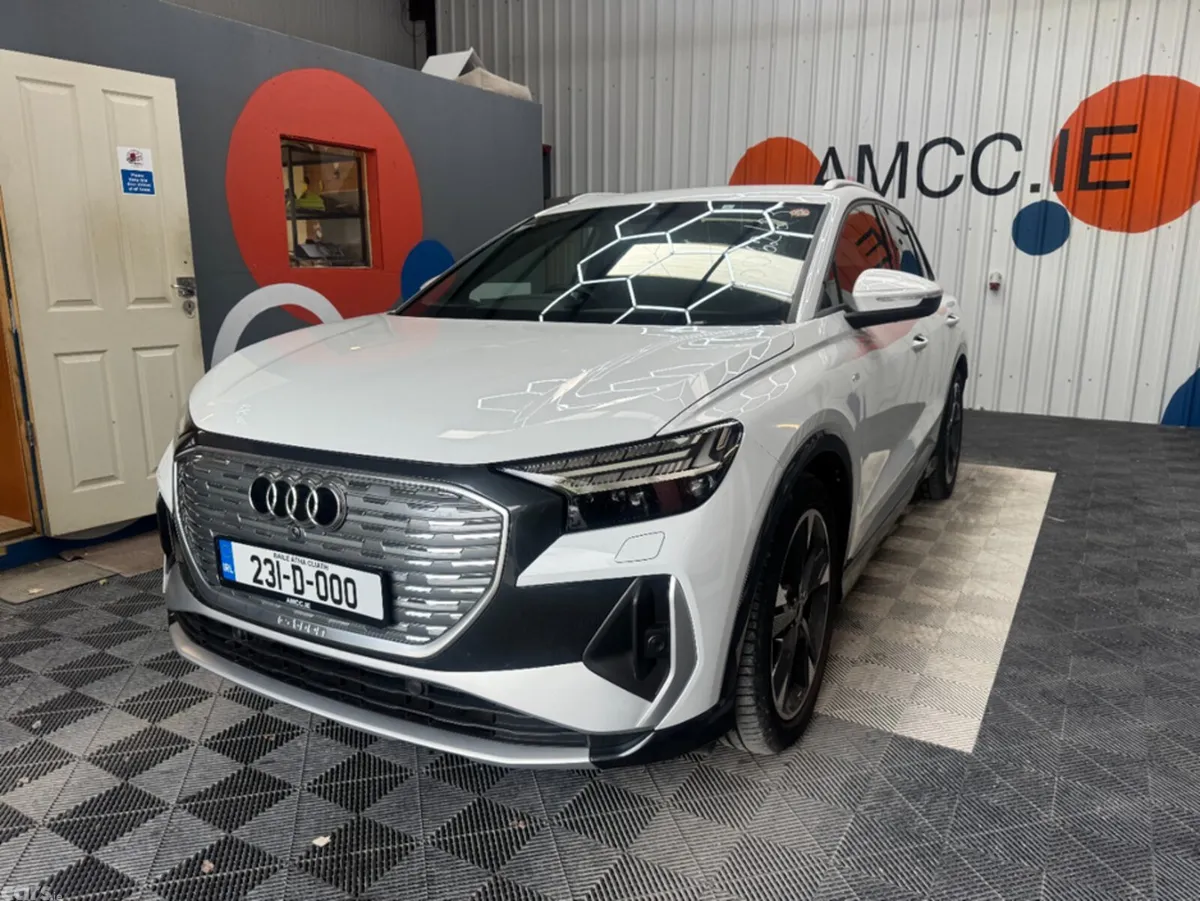 Audi Q4 e-tron SUV, Electric, 2023, White