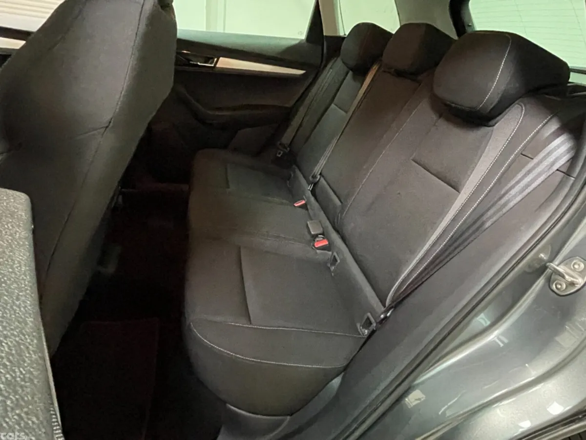 Skoda Karoq SUV, Diesel, 2024, Grey