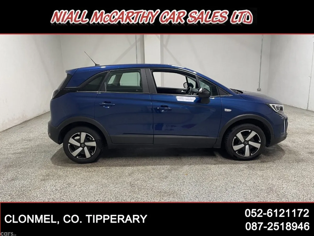 Opel Crossland MPV, Diesel, 2023, Blue