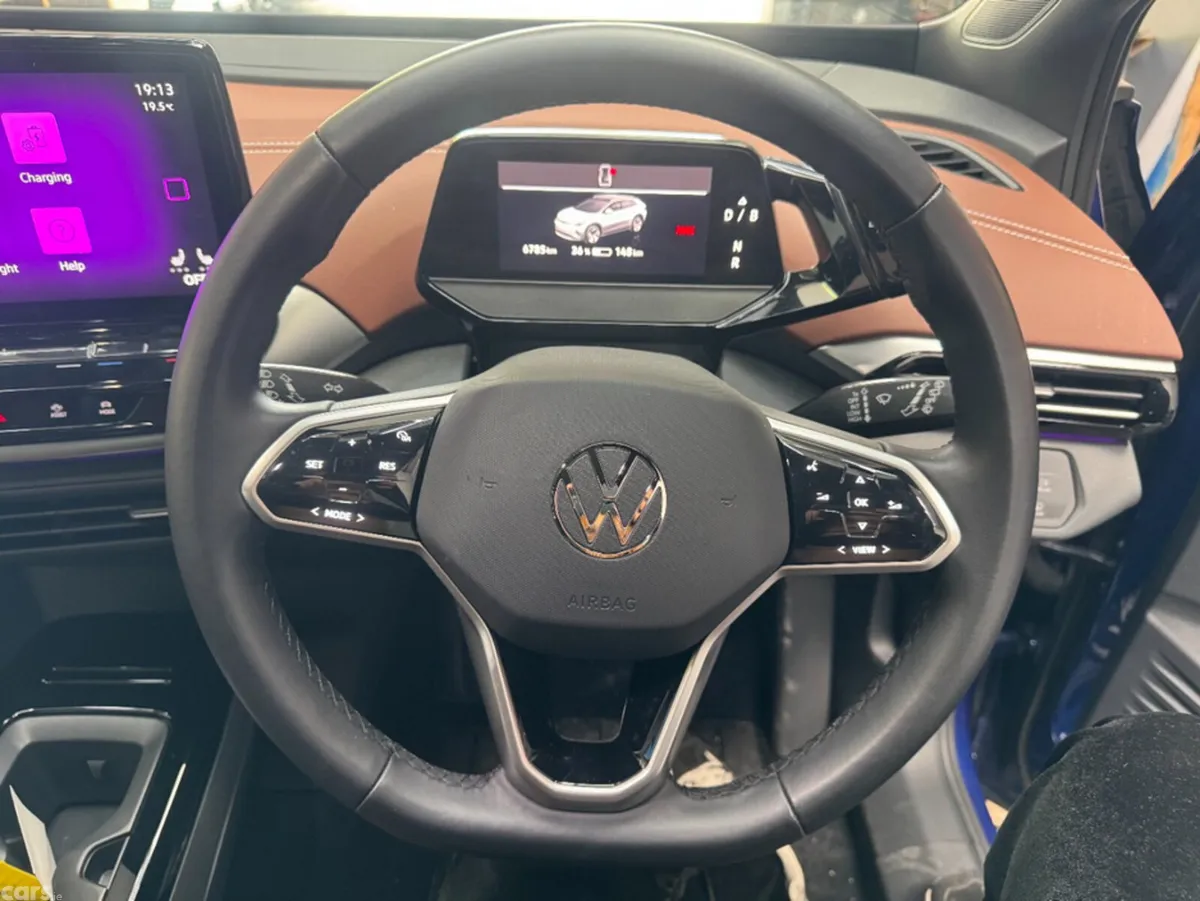 Volkswagen ID.4 Hatchback, Electric, 2024, Blue