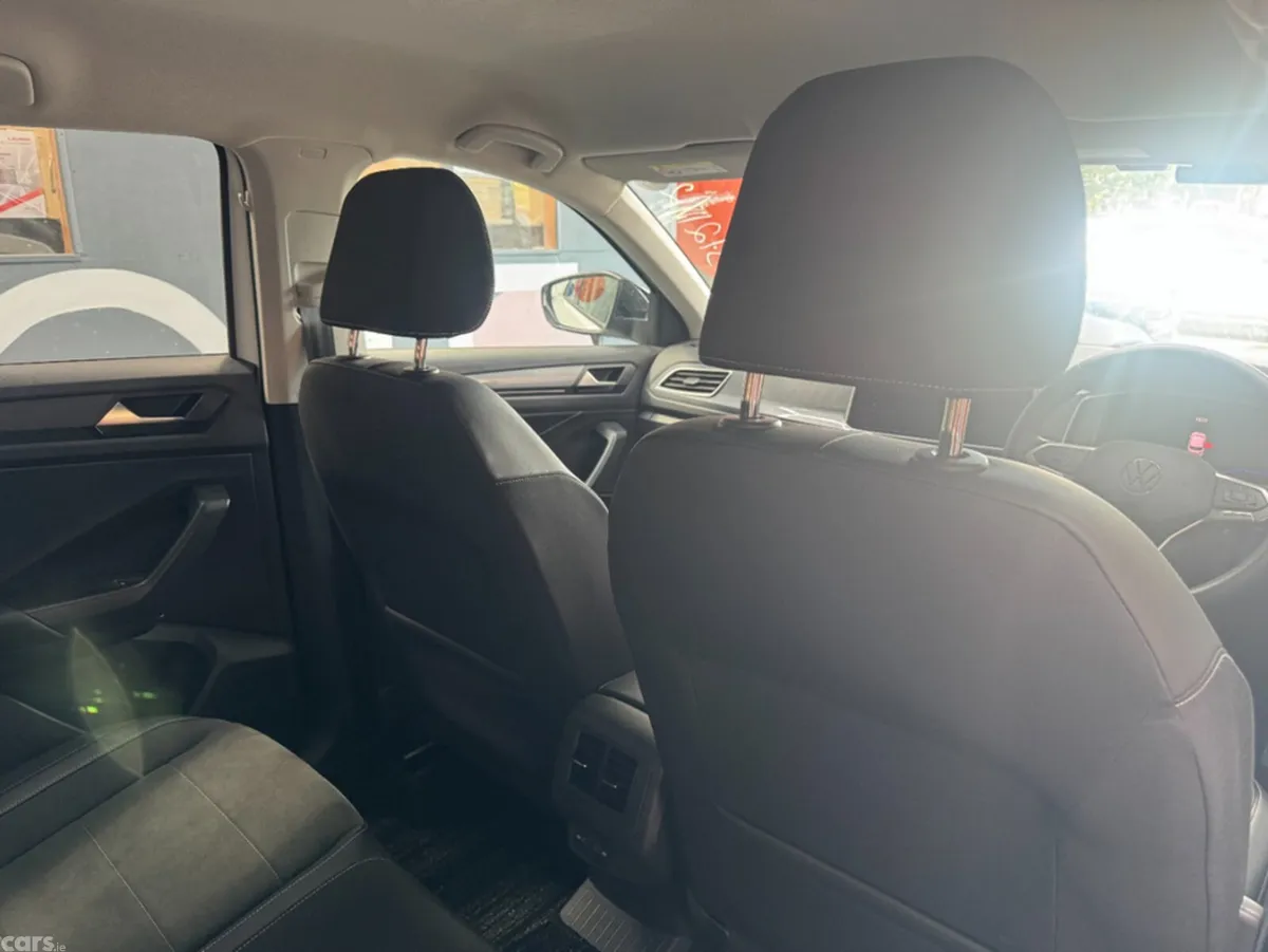 Volkswagen T-Roc SUV, Diesel, 2024, White