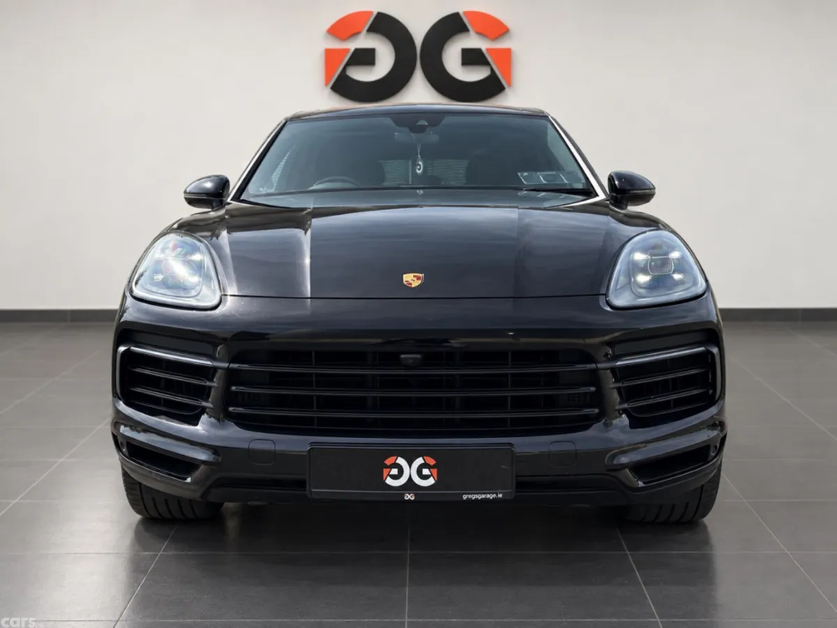 Porsche Cayenne Estate, Petrol Plug-in Hybrid, 2022, Black