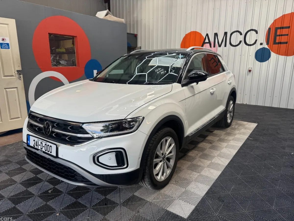 Volkswagen T-Roc SUV, Diesel, 2024, White