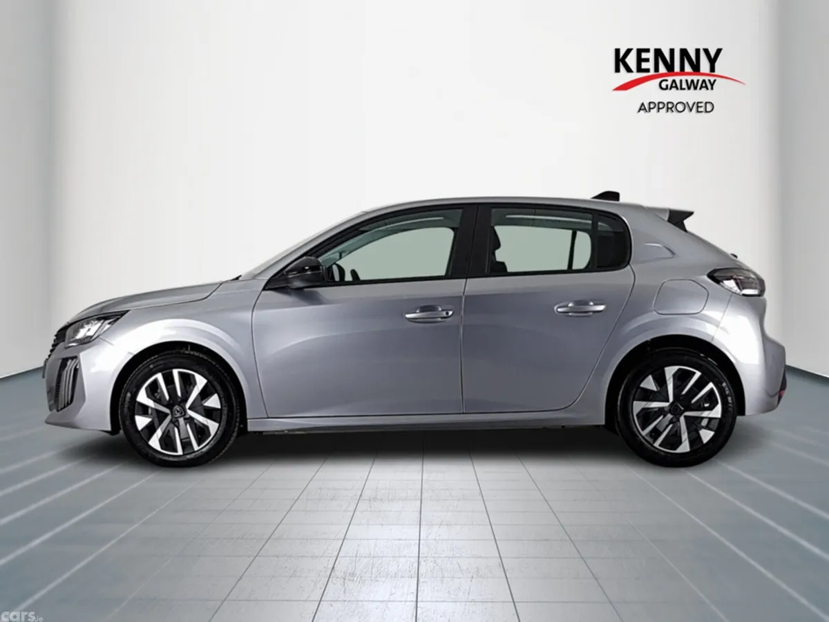 Peugeot 208 Hatchback, Petrol, 2026, Grey