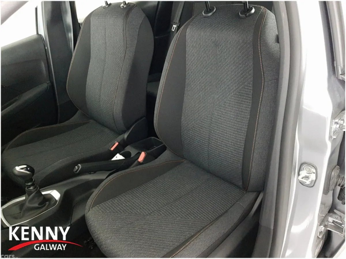 Peugeot 208 Hatchback, Petrol, 2026, Grey