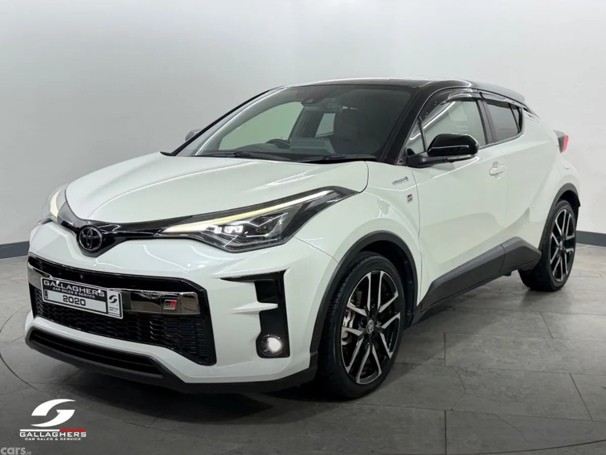 Toyota C-HR SUV, Petrol Hybrid, 2020, White