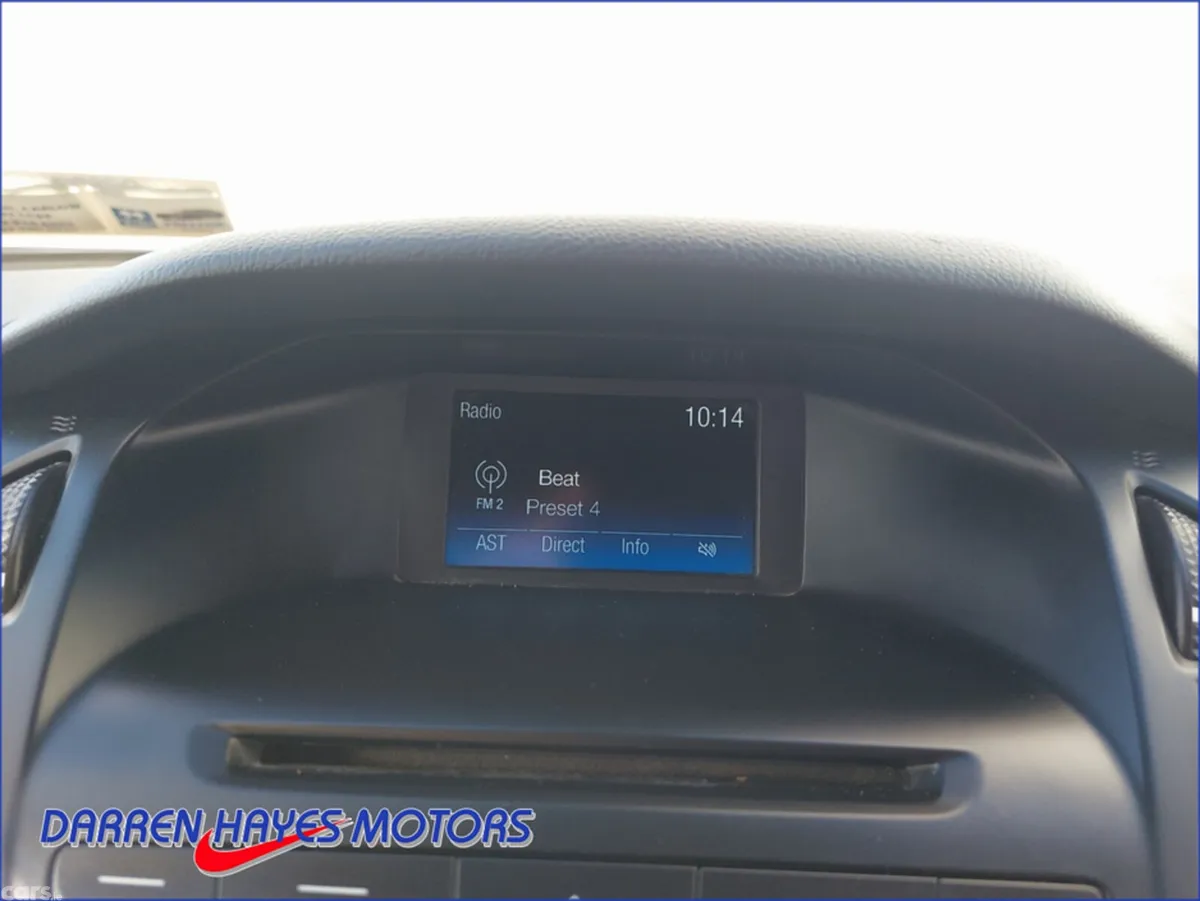 Ford Focus Hatchback, Diesel, 2015, Red