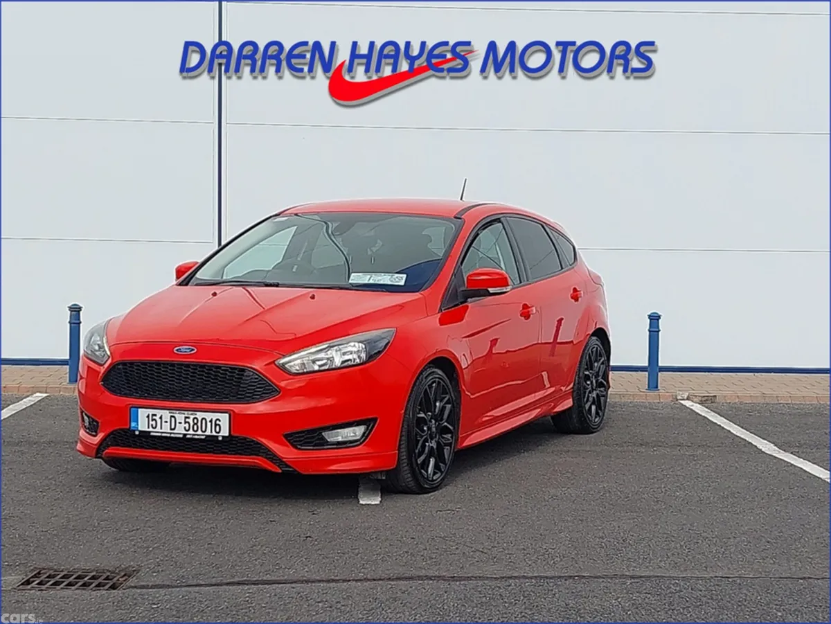 Ford Focus Hatchback, Diesel, 2015, Red
