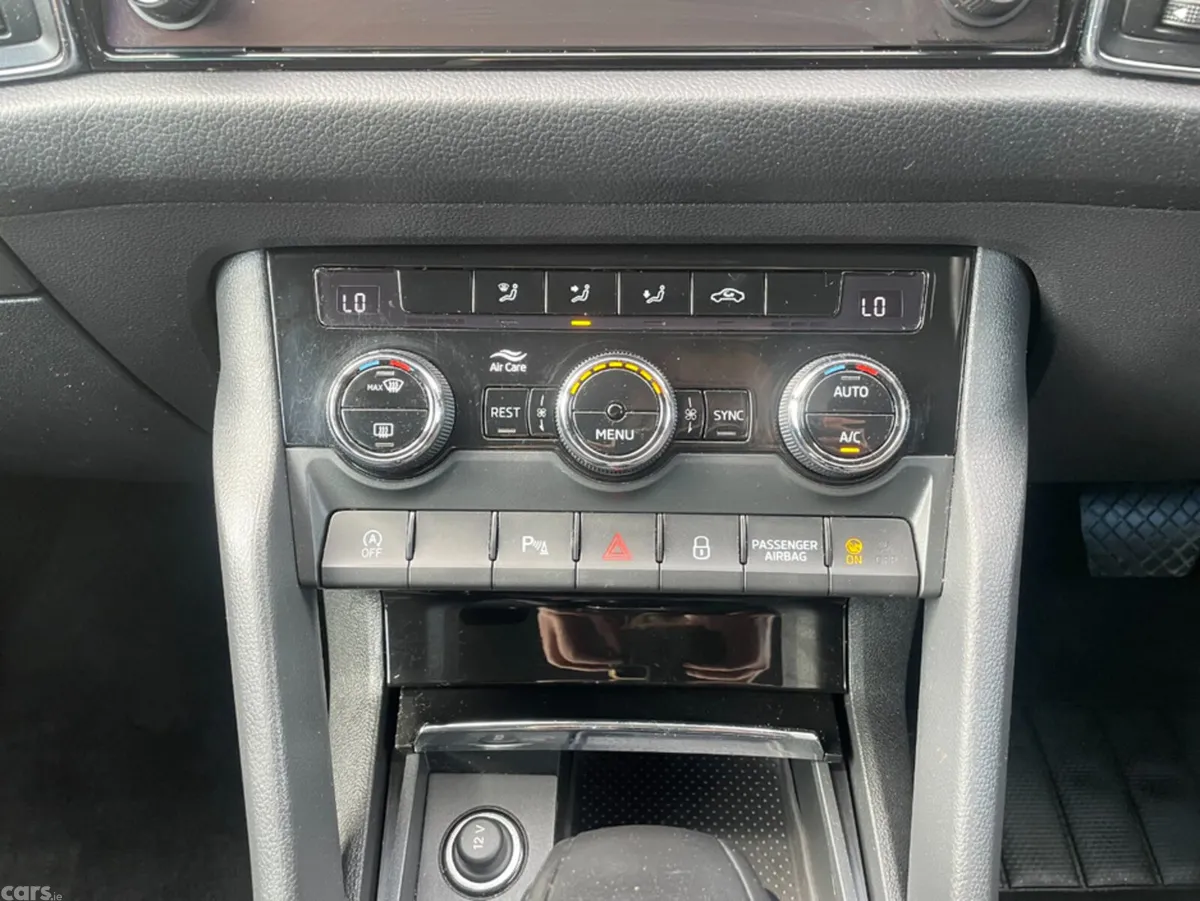 Skoda Kodiaq Estate, Diesel, 2022, Grey
