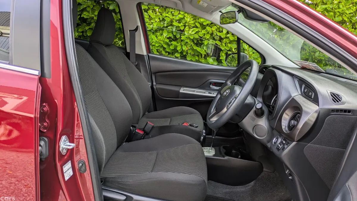 Toyota Yaris Hatchback, Petrol, 2016, Other
