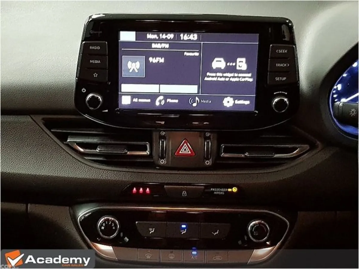 Hyundai i30 Hatchback, Petrol, 2023, Black