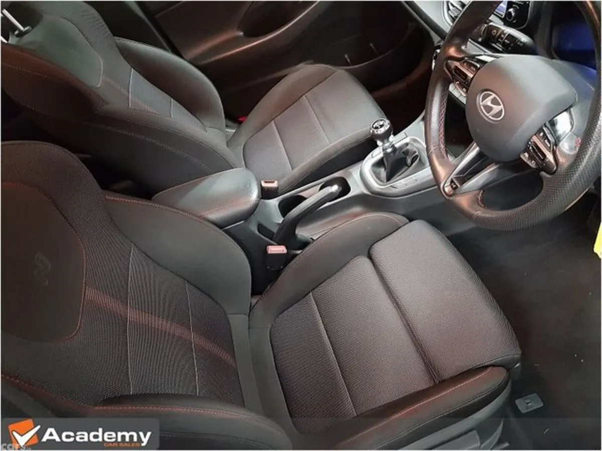 Hyundai i30 Hatchback, Petrol, 2023, Black