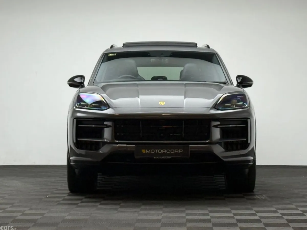 Porsche Cayenne SUV, Petrol Plug-in Hybrid, 2025, Grey