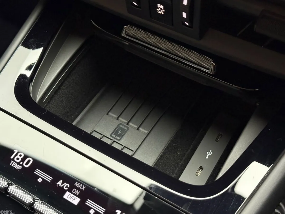 Porsche Cayenne SUV, Petrol Plug-in Hybrid, 2025, Grey