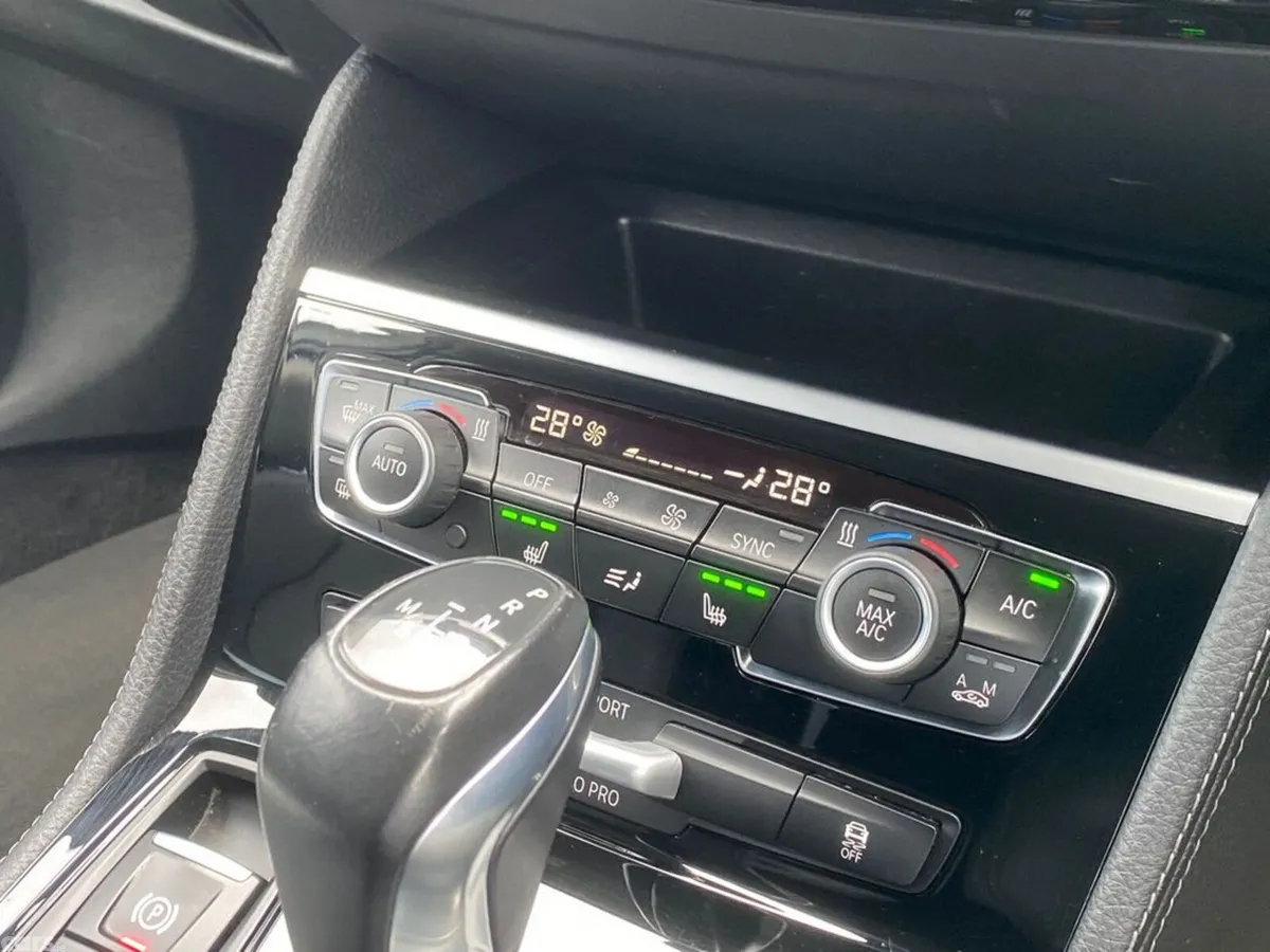 BMW 2-Series MPV, Petrol, 2016, White