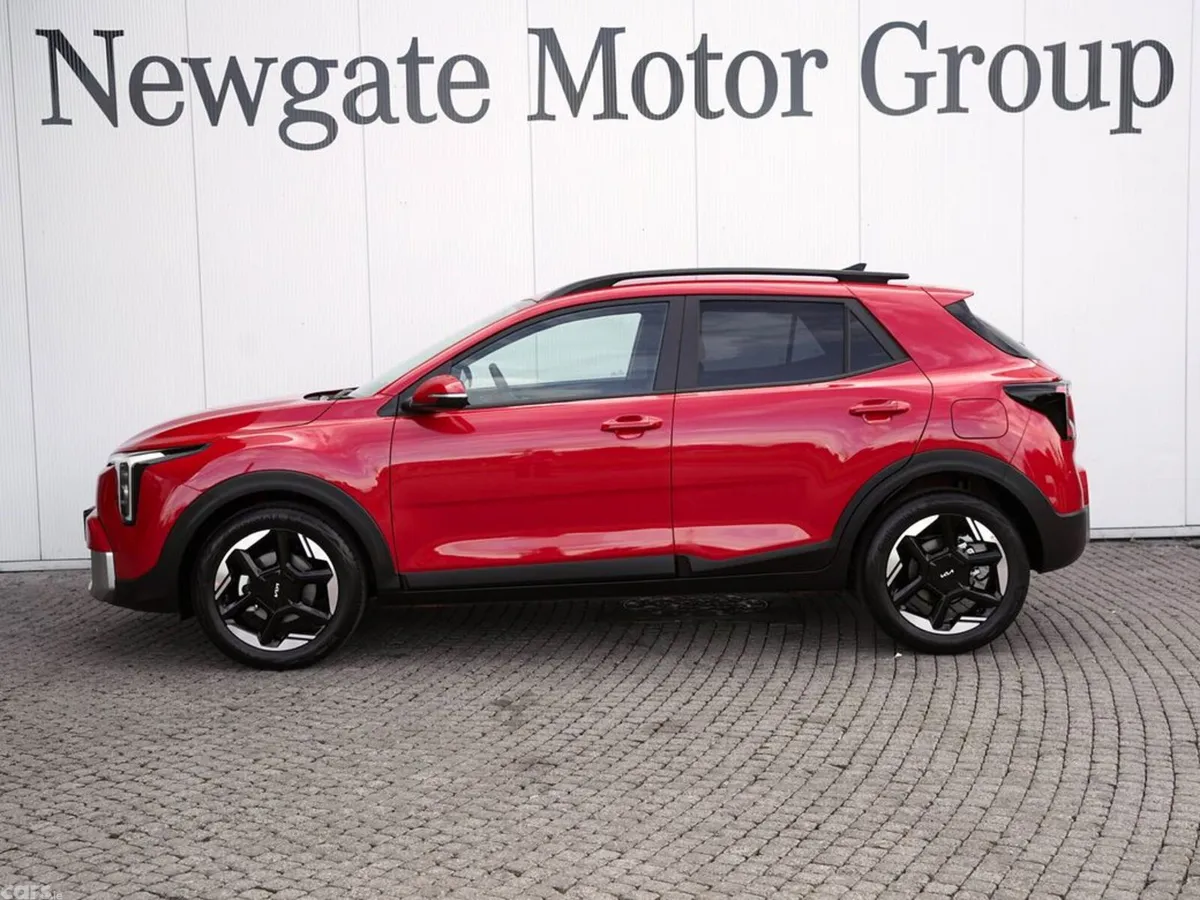 Kia Stonic Hatchback, Petrol, 2027, Red