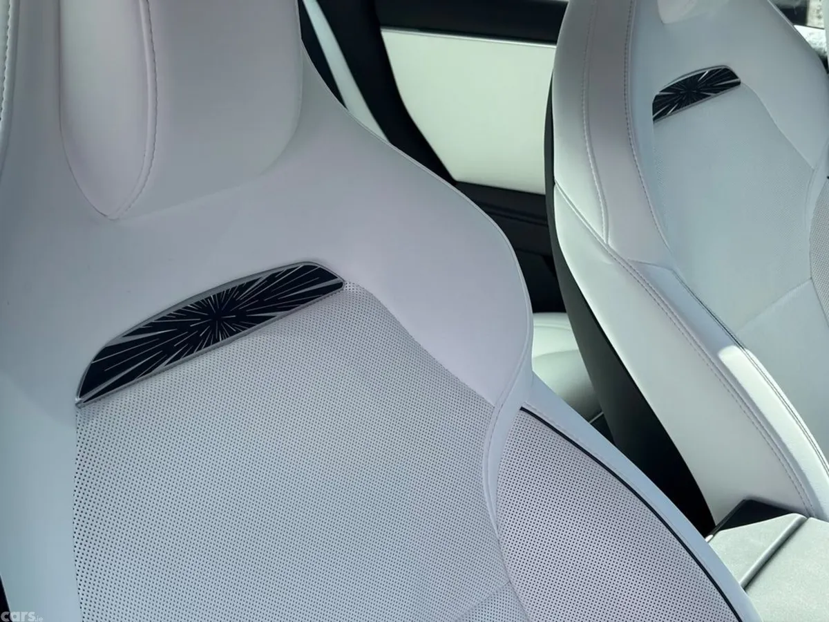 Tesla Model 3 Saloon, Electric, 2025, Black