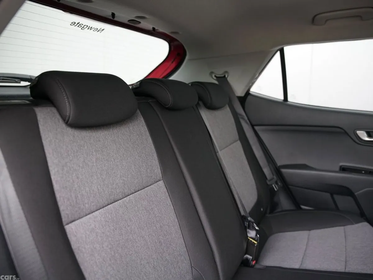 Kia Stonic Hatchback, Petrol, 2027, Red