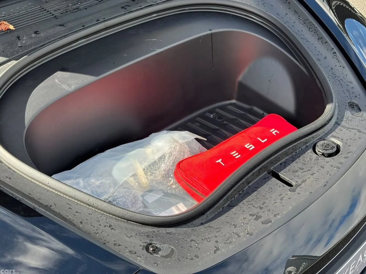 Tesla Model 3 Saloon, Electric, 2025, Black