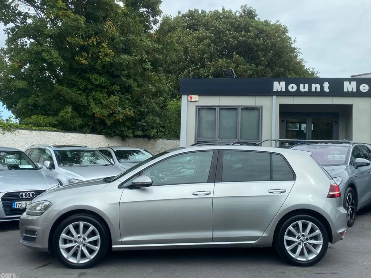 Volkswagen Golf Hatchback, Petrol, 2017, Silver