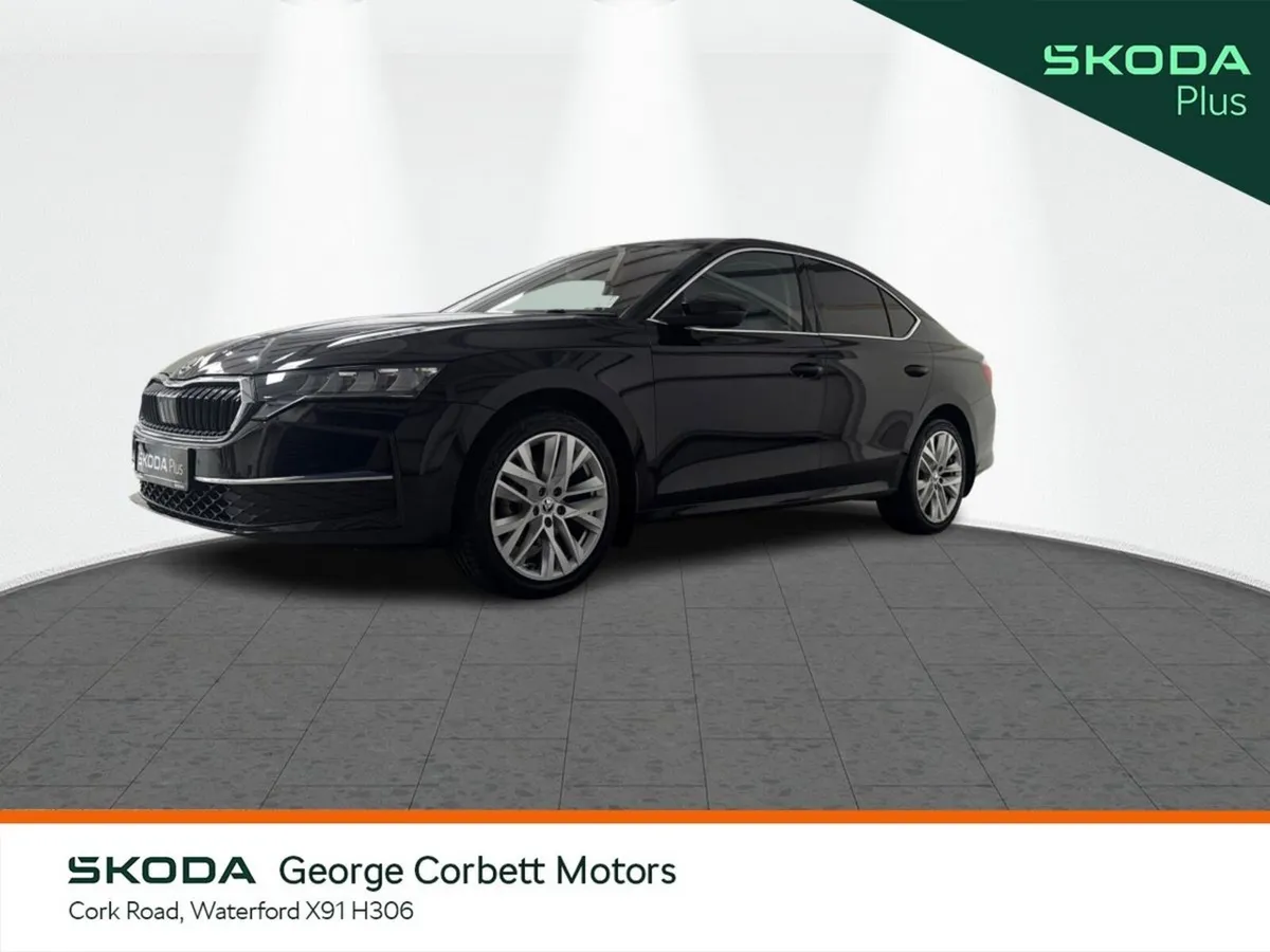 Skoda Octavia Saloon, Diesel, 2025, Black