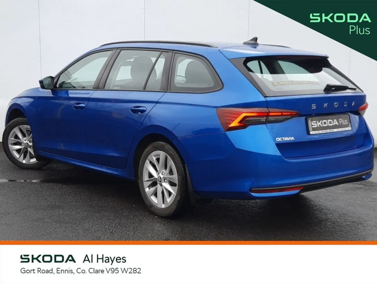 Skoda Octavia Estate, Diesel, 2024, Blue