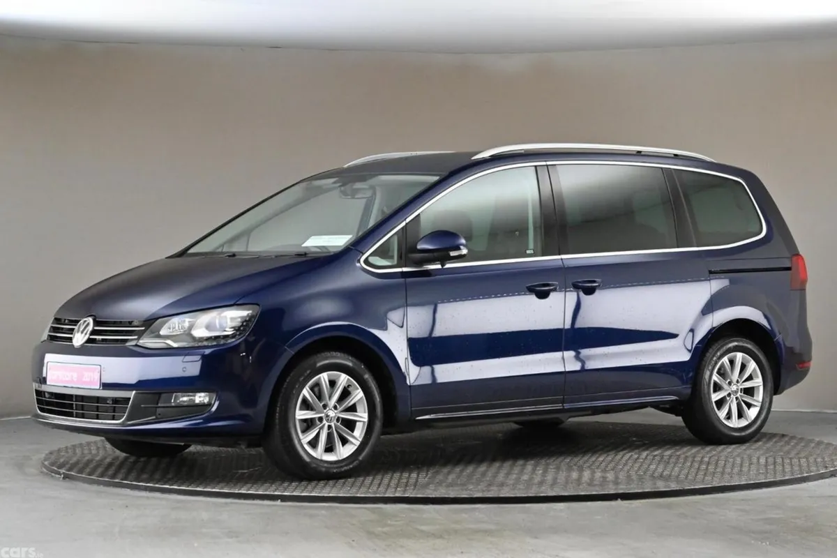 Volkswagen Sharan MPV, Petrol, 2019, Blue