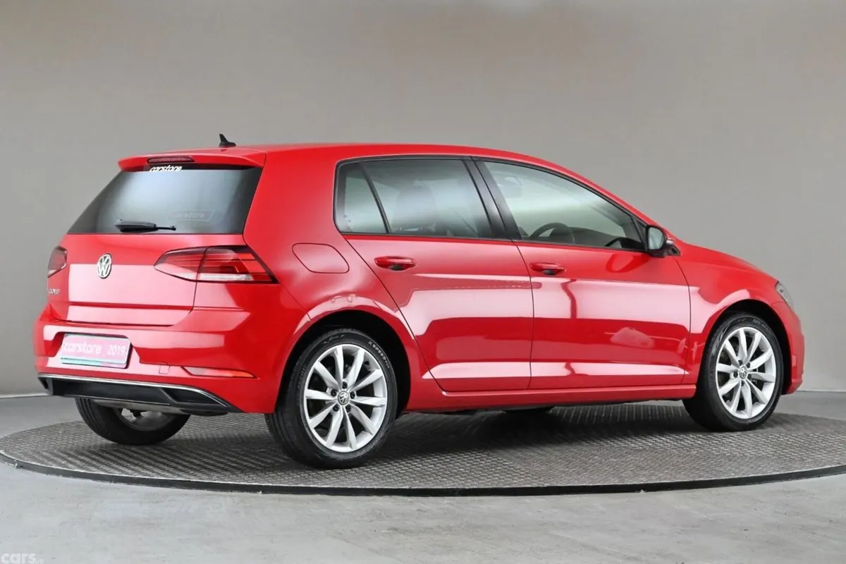 Volkswagen Golf Hatchback, Petrol, 2019, Red