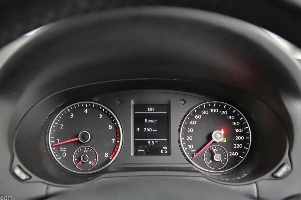 Volkswagen Sharan MPV, Petrol, 2019, Blue