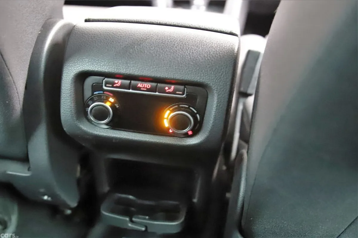 Volkswagen Sharan MPV, Petrol, 2019, Blue