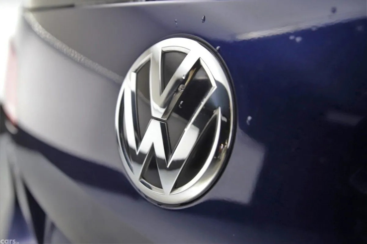 Volkswagen Sharan MPV, Petrol, 2019, Blue