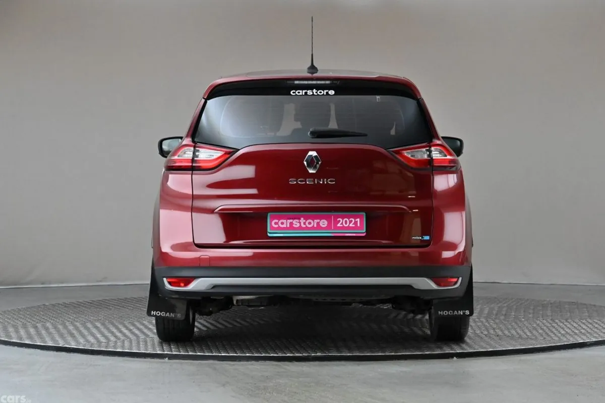 Renault Grand Scenic MPV, Diesel, 2021, Red