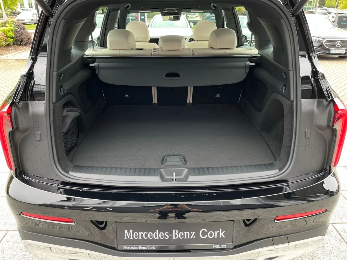 Mercedes-Benz GLB SUV, Electric, 2026, Black