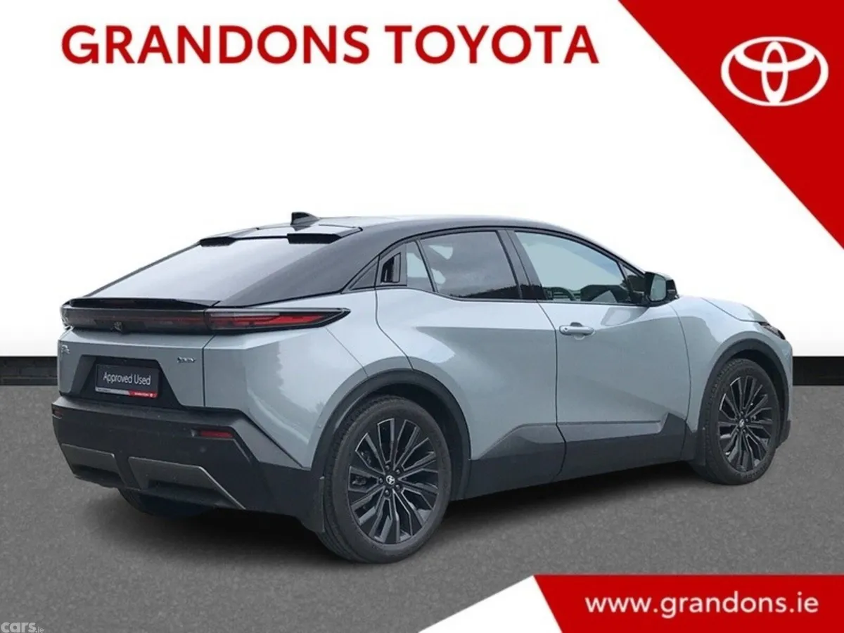 Toyota C-HR Estate, Electric, 2026, Grey