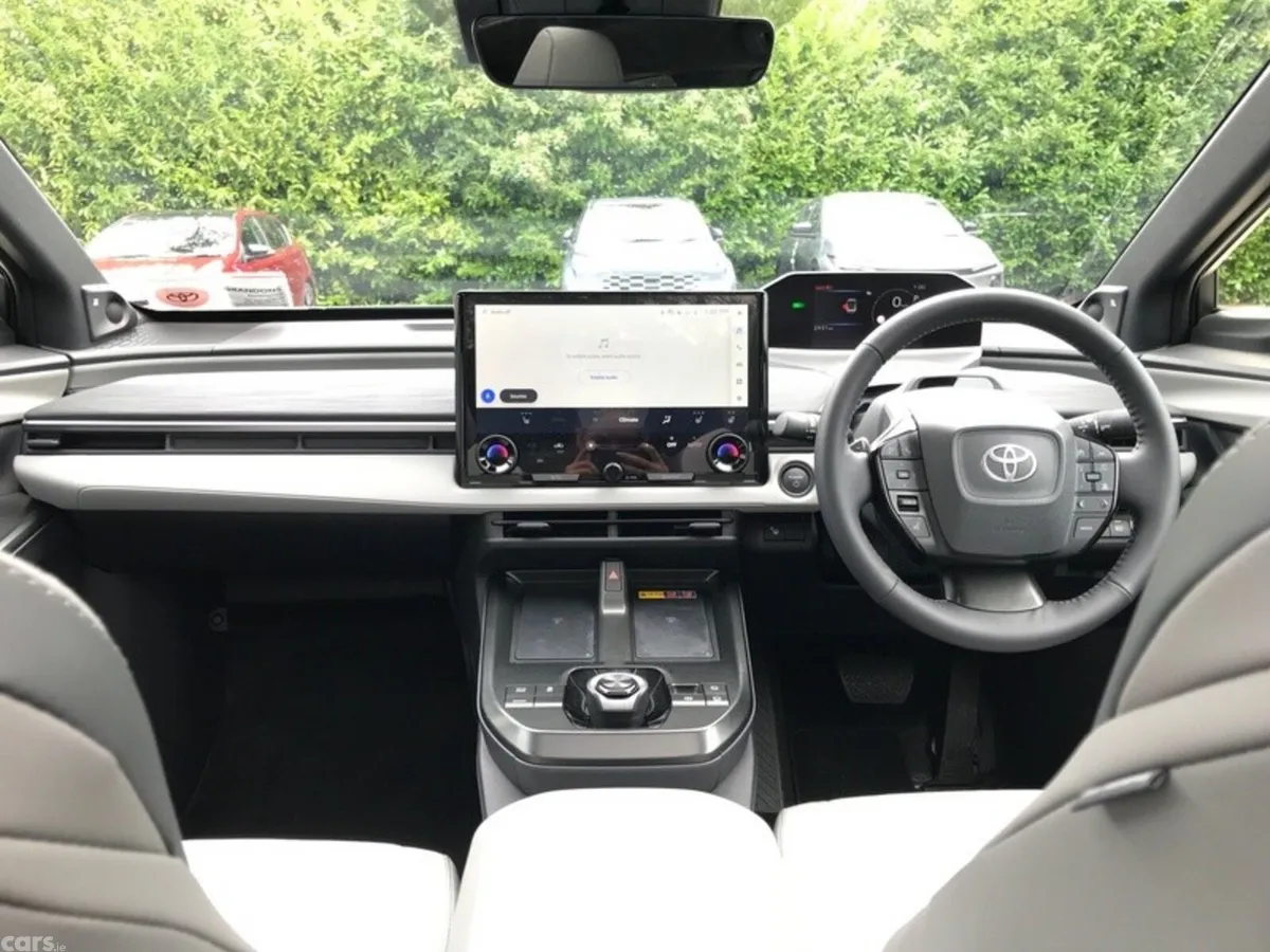 Toyota C-HR Estate, Electric, 2026, Grey