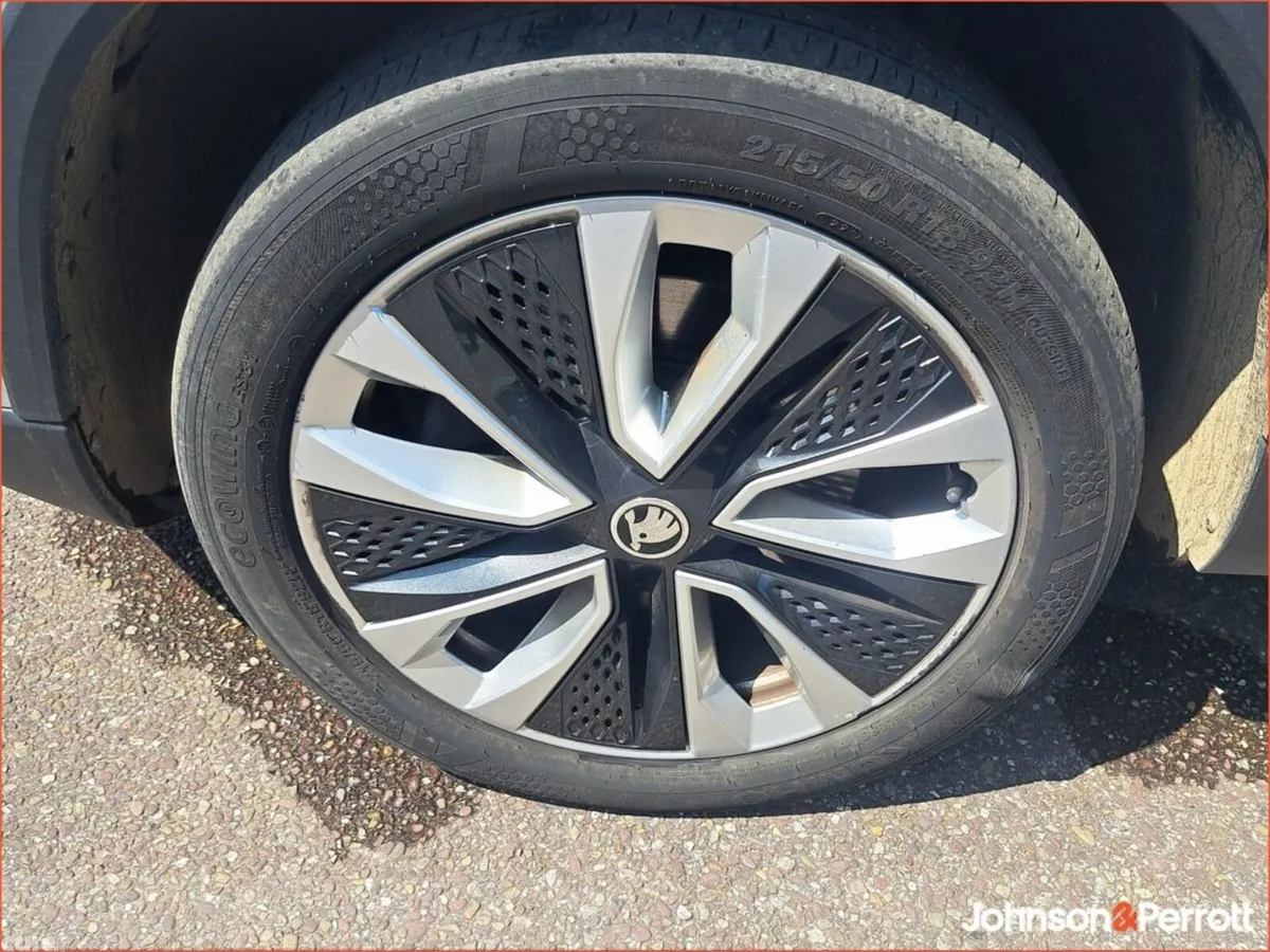 Skoda Karoq Estate, Diesel, 2024, Grey